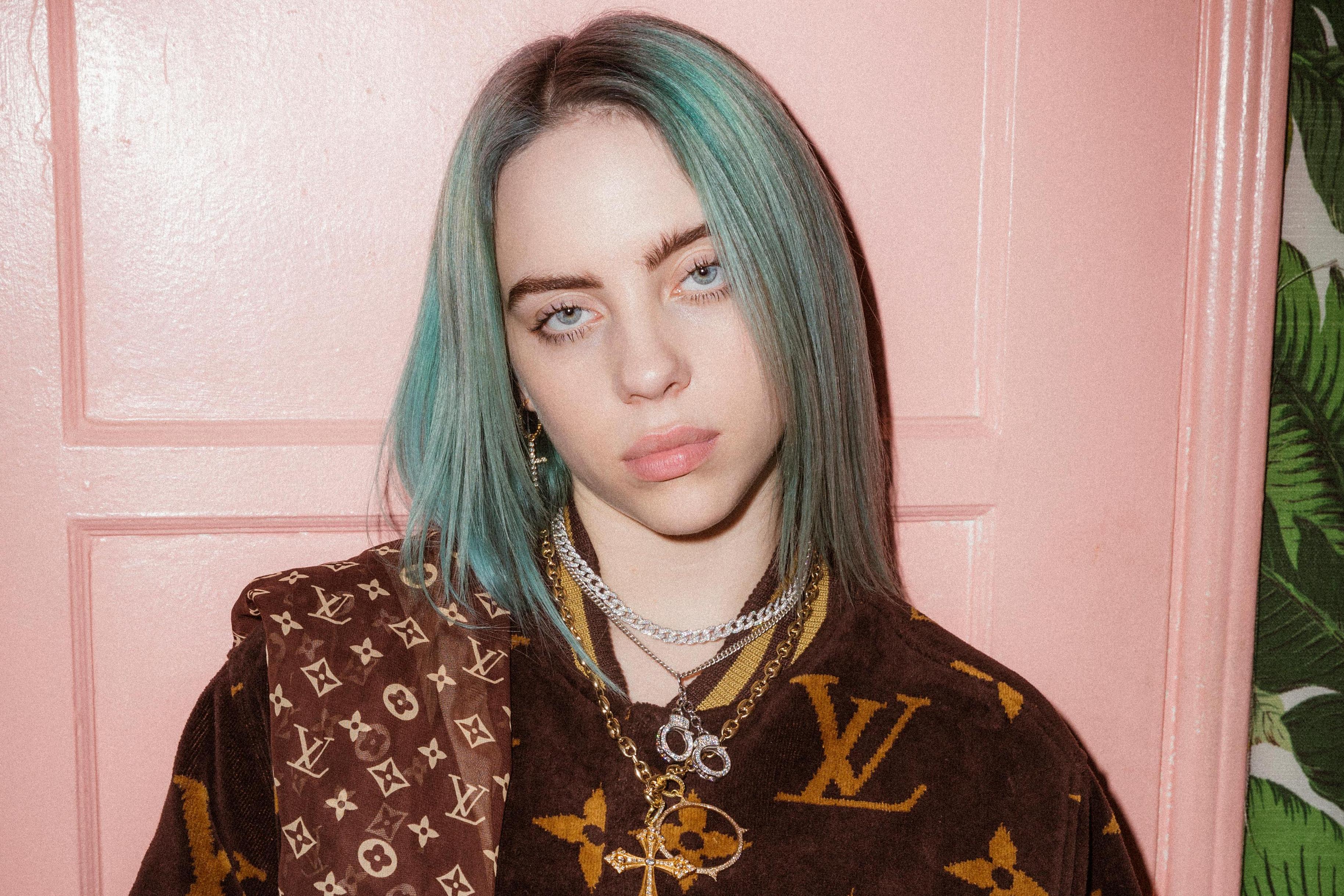 Billie eilish bellyache. Билли Айлиш 2021. Билли Айлиш в 12 лет. Новая Билли Айлиш. Билли Айш фигура.